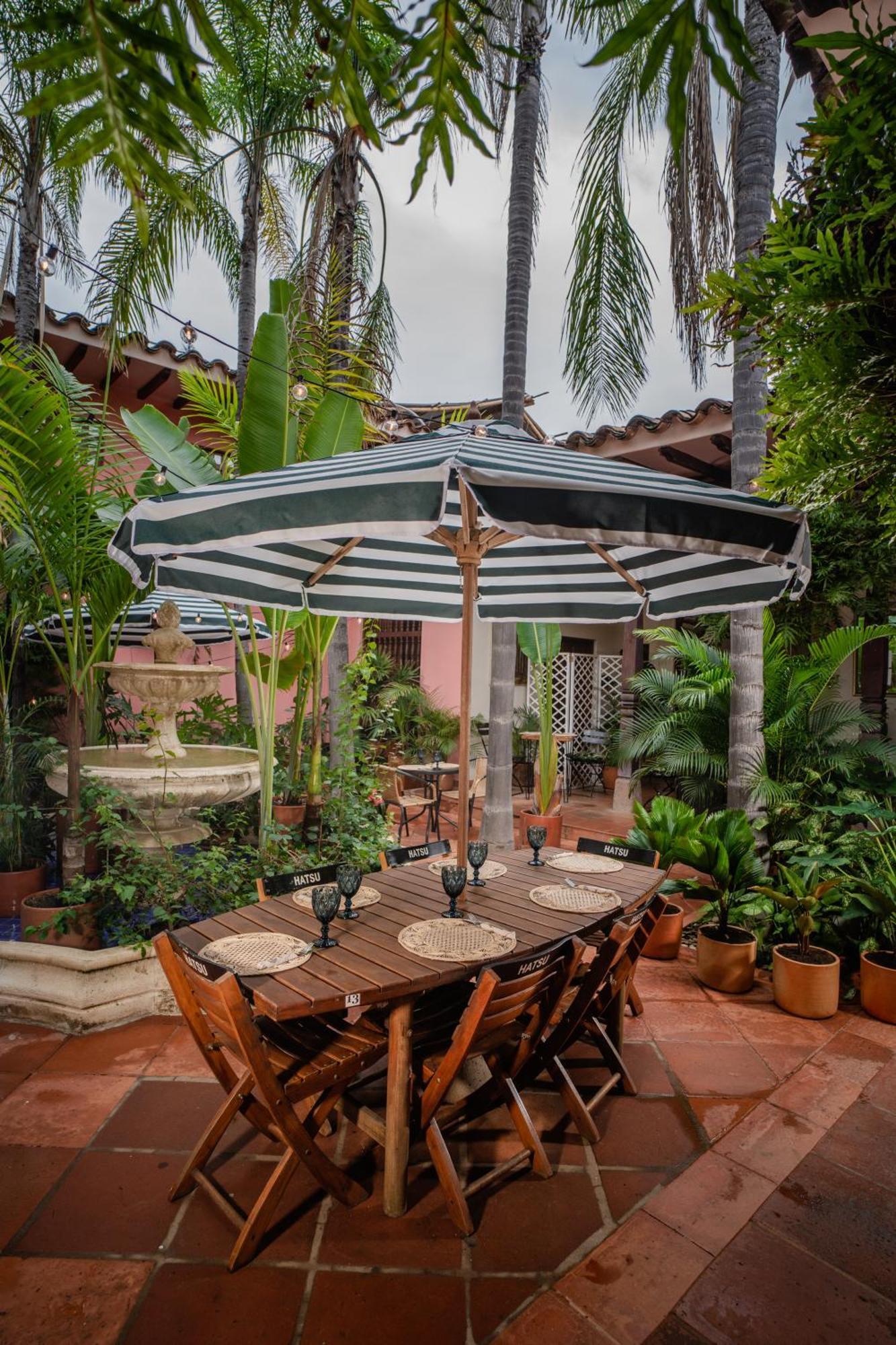 Hotel Boutique Al Alma Santa Fe de Antioquia Buitenkant foto
