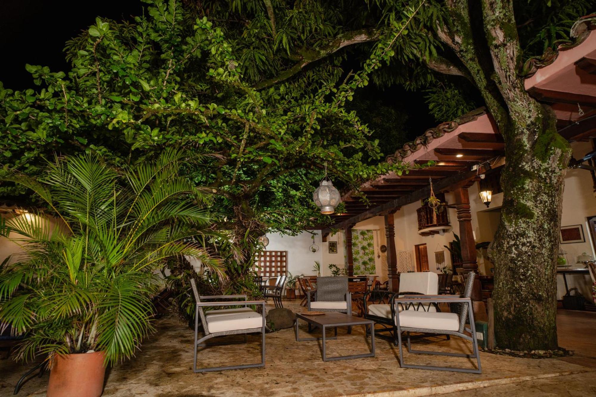 Hotel Boutique Al Alma Santa Fe de Antioquia Buitenkant foto